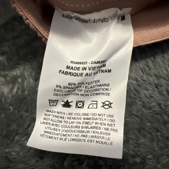 Medium Nike Yoga DRI-FIT Training Pants Joggers Pink Salmon Mens CZ2208-601 - Picture 3 of 7